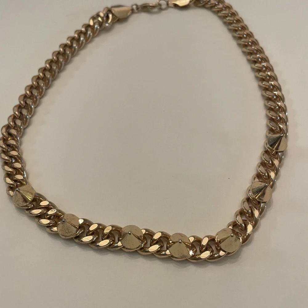 Elegant Gold Spike Chain Necklace